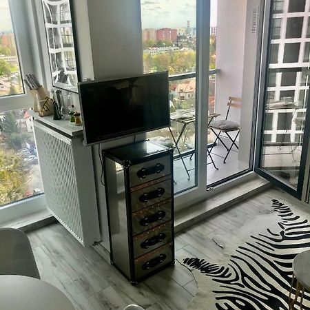 Luxury Wola Apartament Varşova Dış mekan fotoğraf
