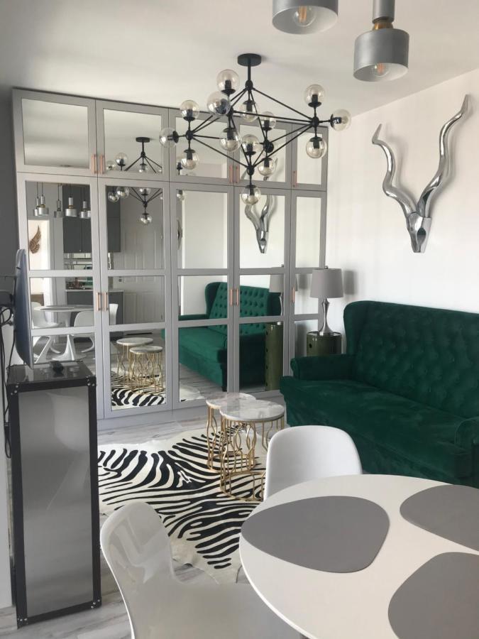 Luxury Wola Apartament Varşova Dış mekan fotoğraf